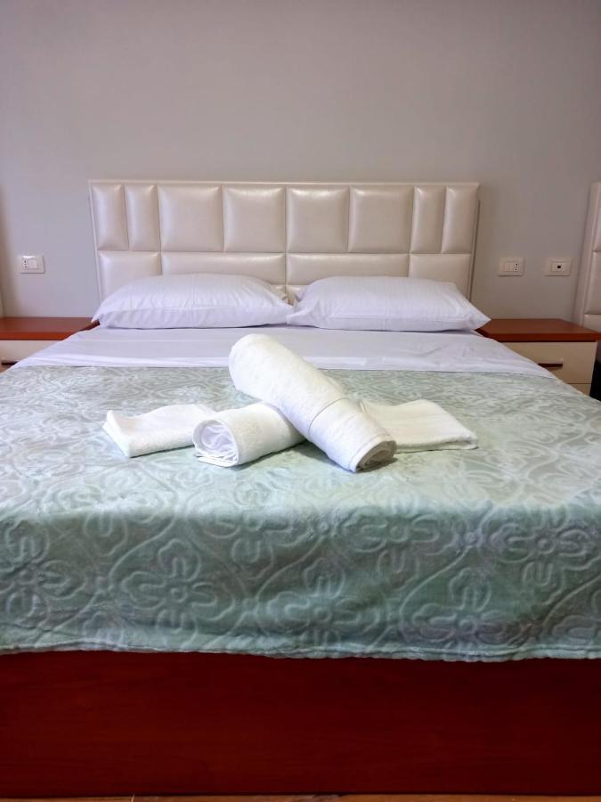 Ryan'S Hotel Shëngjin Εξωτερικό φωτογραφία